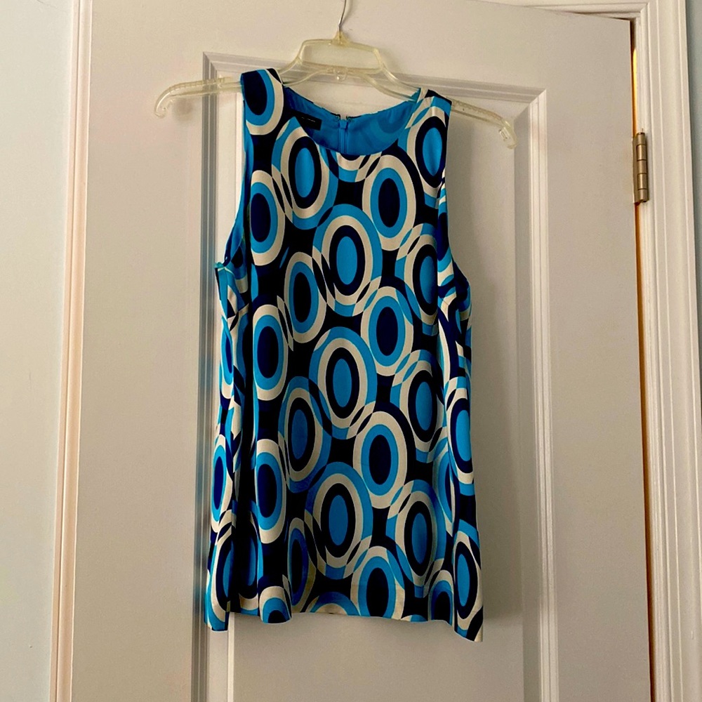 INC silk/polyester shell. Size 10 petite